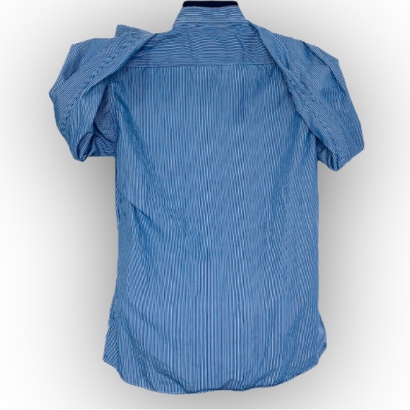 American Eagle Outfitters • Pin-Striped / Long Sleeve Button Up Shirt • Mens (S) - Picture 4 of 5